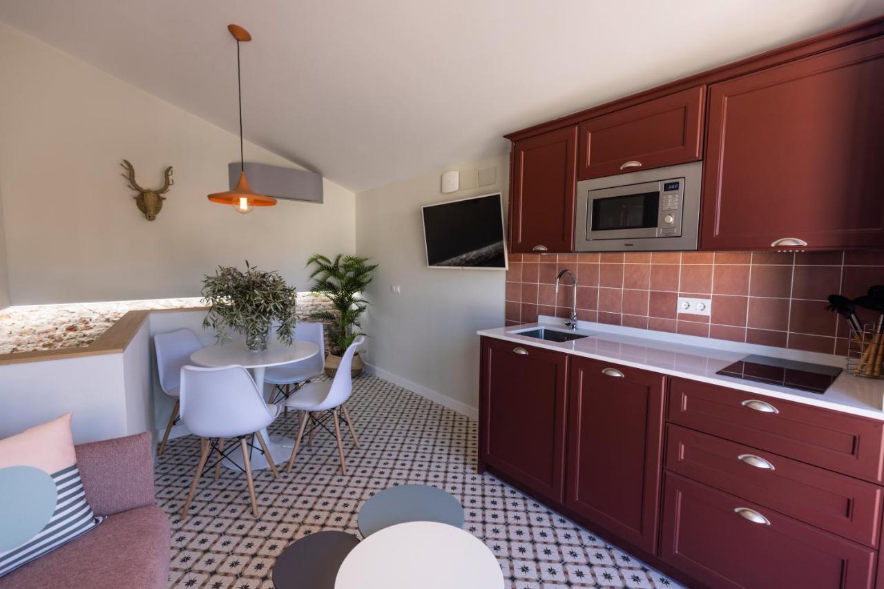 Apartamentos El Patio, Plaza Mayor ตรูคีโย ภายนอก รูปภาพ